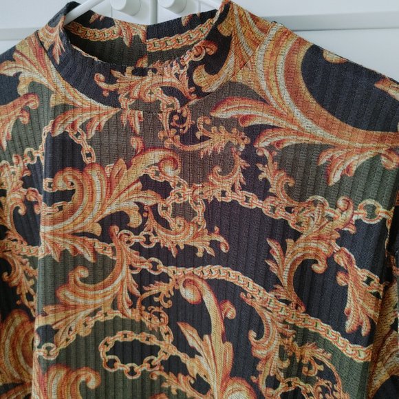Zara Trafaluc Gold Chain Printed Textured Top - Size Medium - Picture 6 of 7